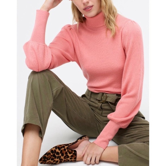 J. Crew Tops - NWT J.Crew pink merino wool ribbed turtleneck